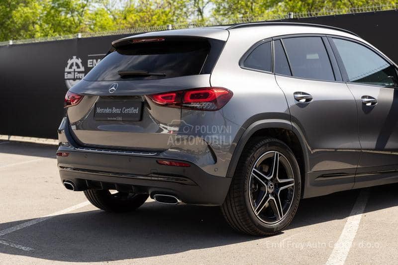 Mercedes Benz GLA 220 