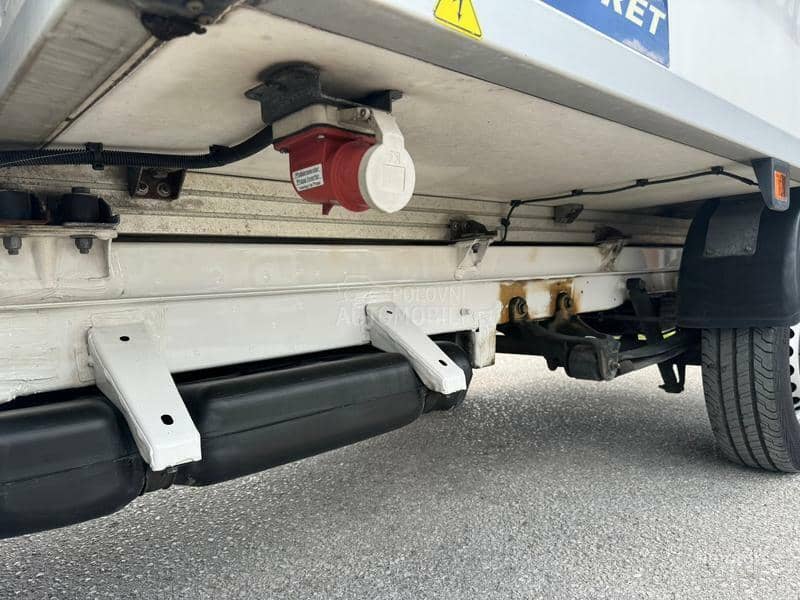 Volkswagen Crafter 2.0tdi hladnjaca