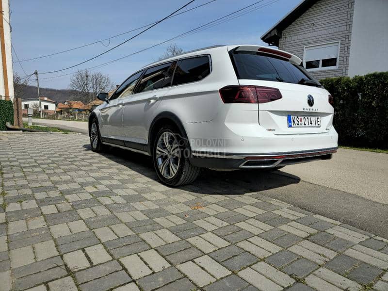 Volkswagen Passat B8 Alltrack 2.0 200hp