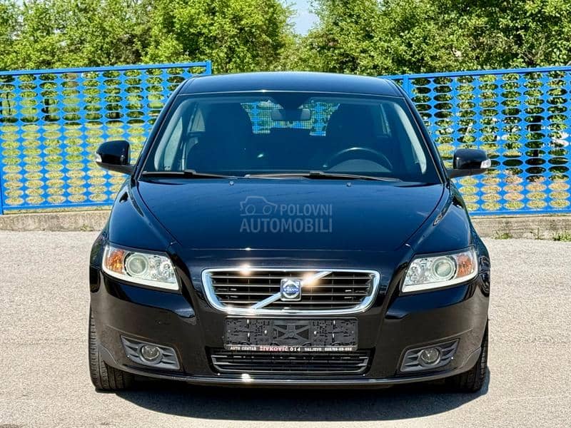 Volvo V50 1.6D/FABRIČKO STANJE