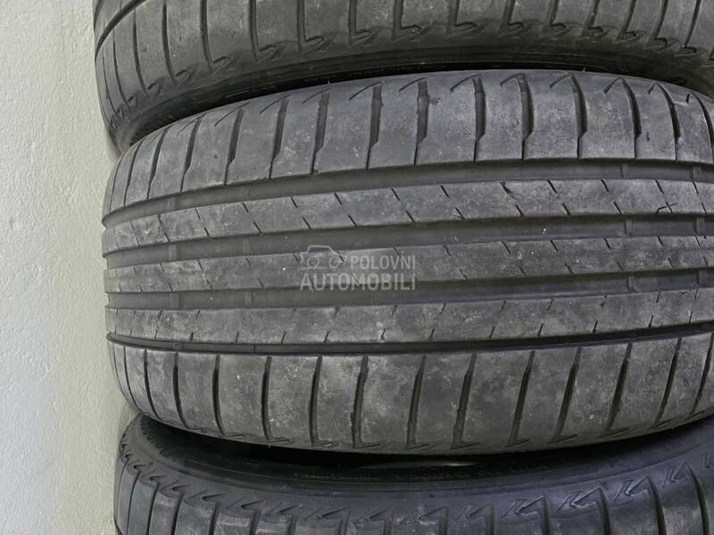 Bridgestone 225/40 R19 Letnja