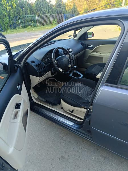 Ford Mondeo Ford Ghia