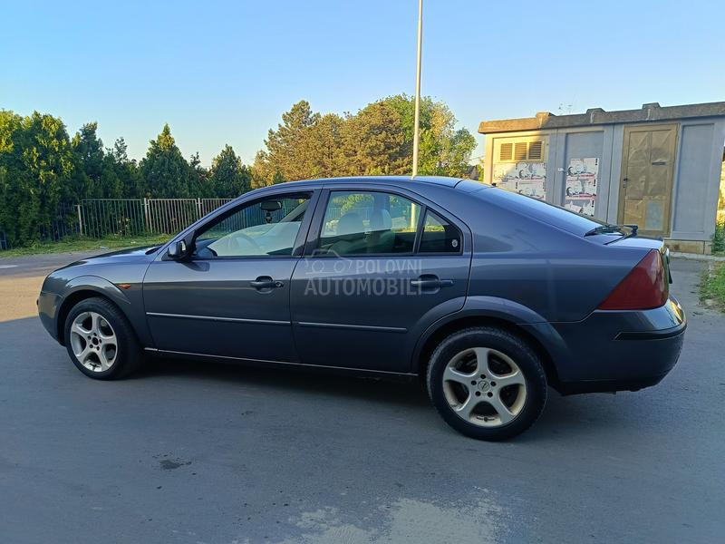 Ford Mondeo Ford Ghia