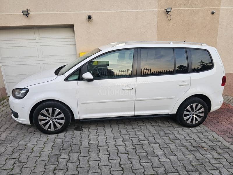 Volkswagen Touran 1.6 TDI Bluemotion