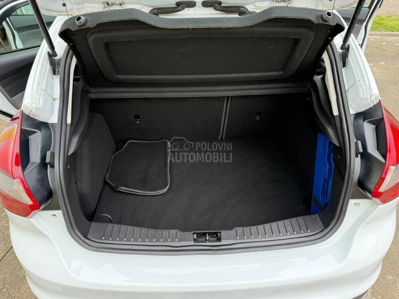Ford Focus KA0 N0V
