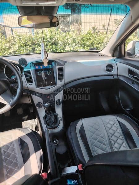 Chevrolet Cruze 
