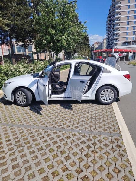 Chevrolet Cruze 