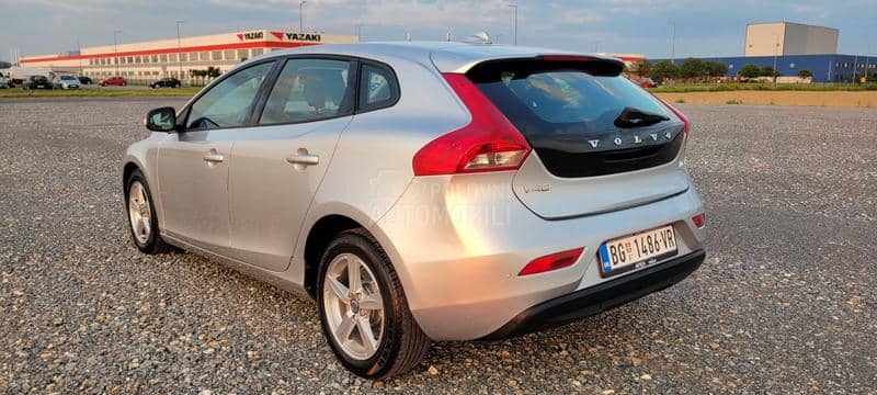 Volvo V40 2.0 D2