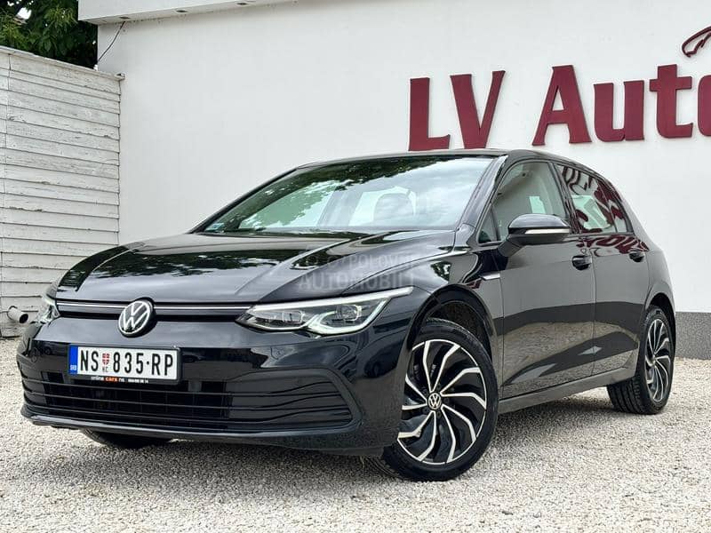 Volkswagen Golf 8 1.5 tsi 1st EDITION