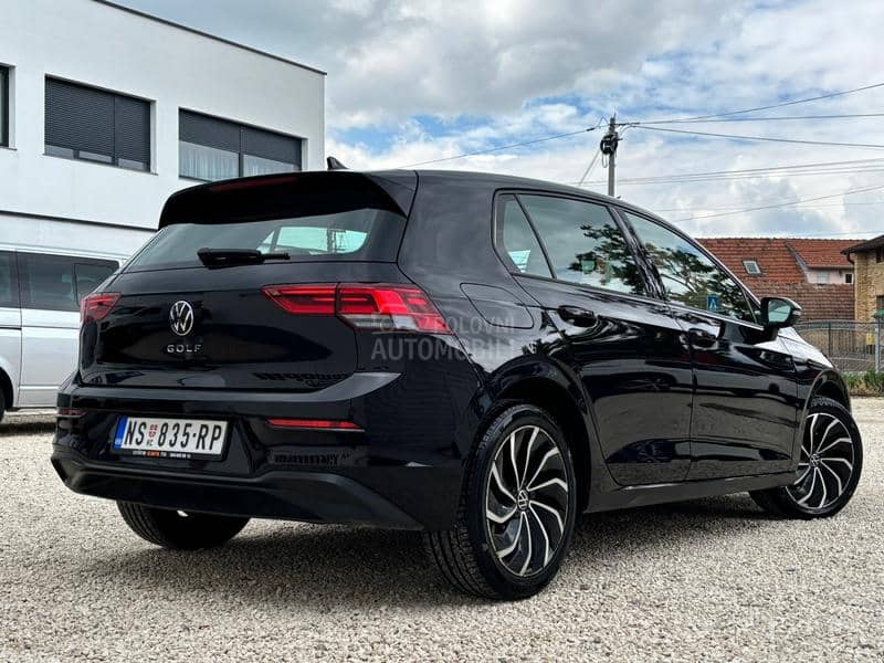 Volkswagen Golf 8 1.5 tsi 1st EDITION