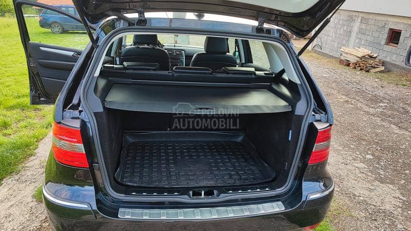 Mercedes Benz B 180 