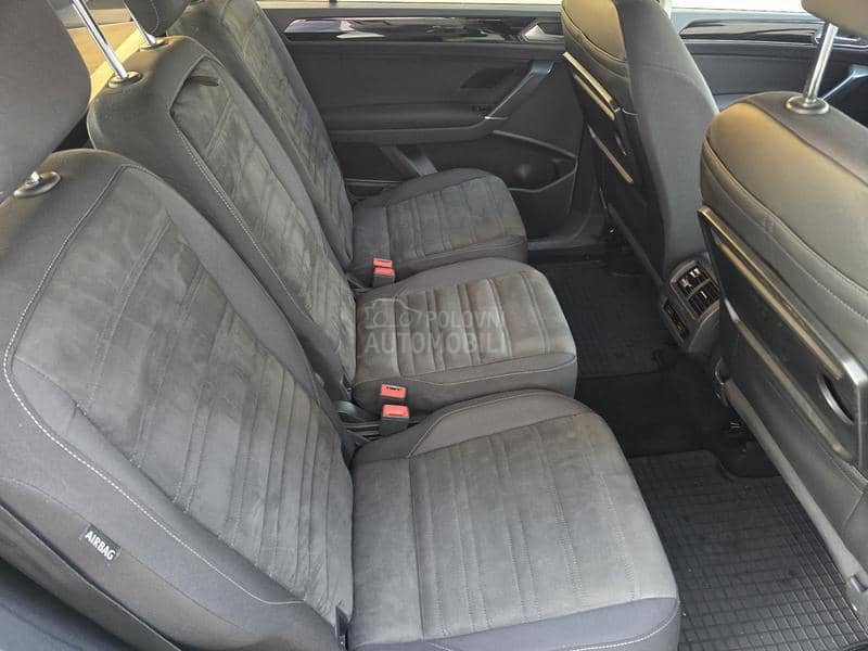 Volkswagen Touran 2.0TDI HIGHLINE