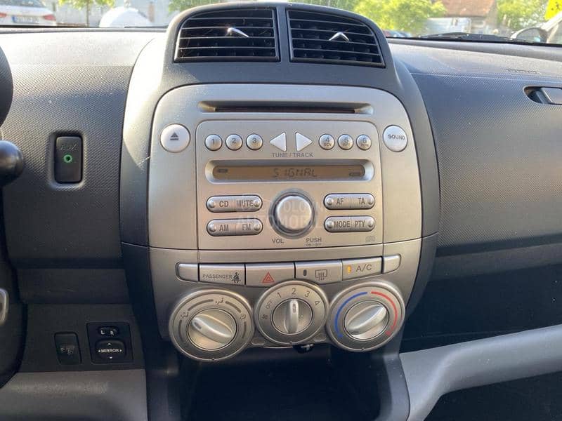 Subaru Justy 1.0
