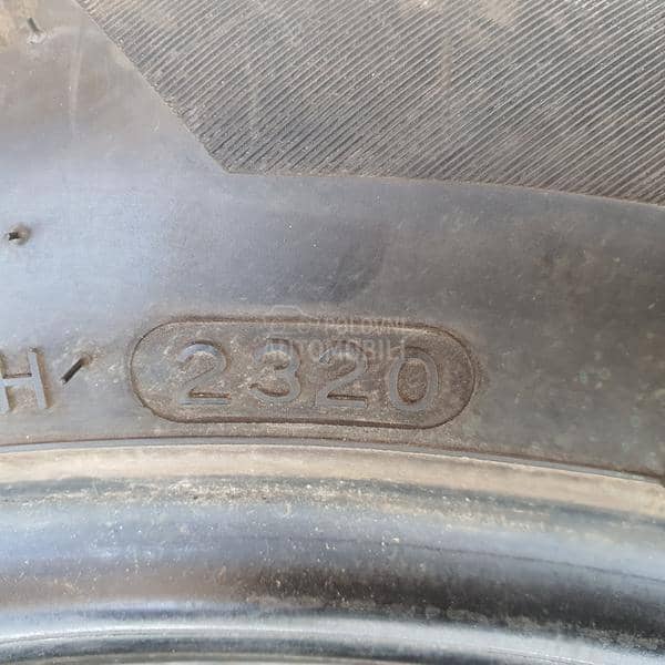 Hankook 205/55 R17 Zimska