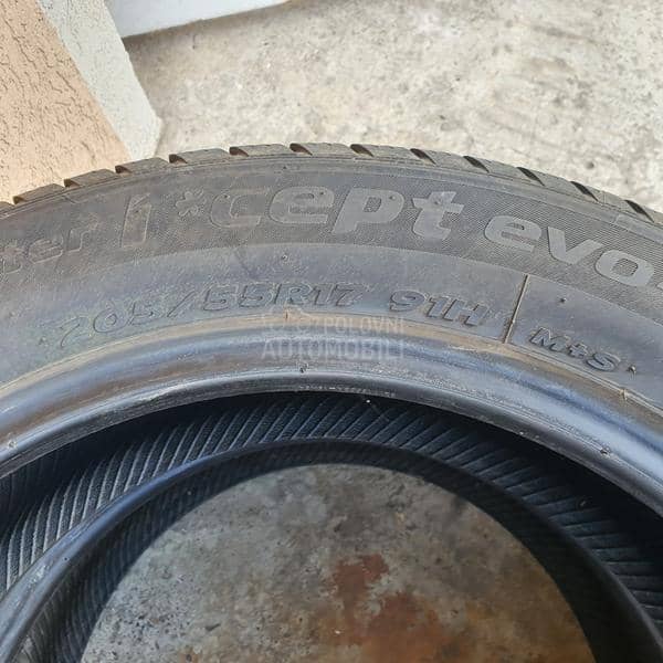 Hankook 205/55 R17 Zimska