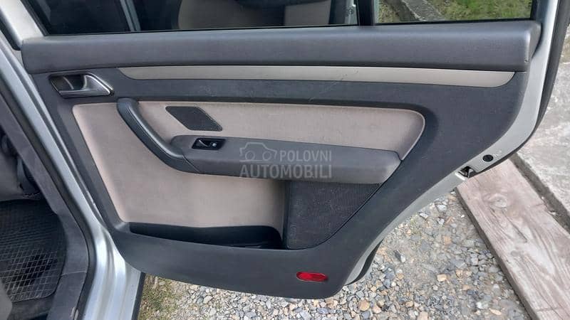Volkswagen Touran cross