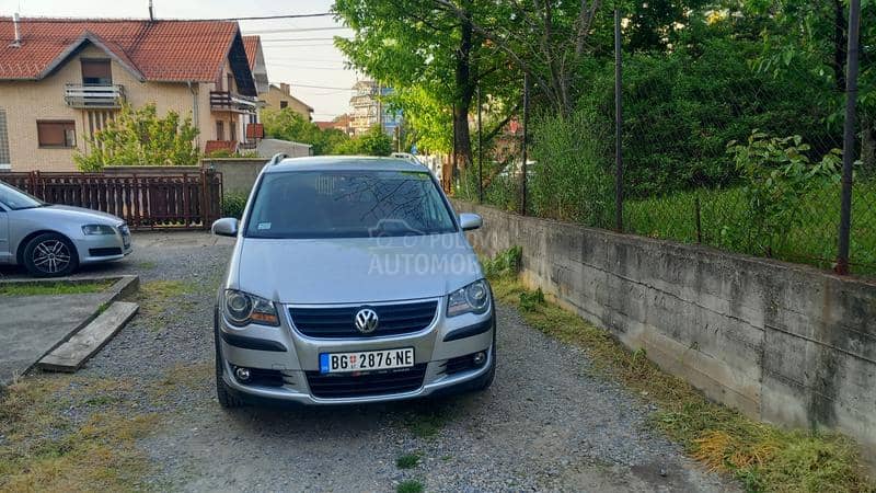 Volkswagen Touran cross