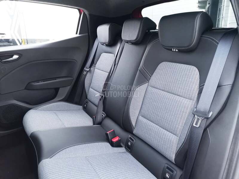 Renault Captur techno TCe 160 EDC