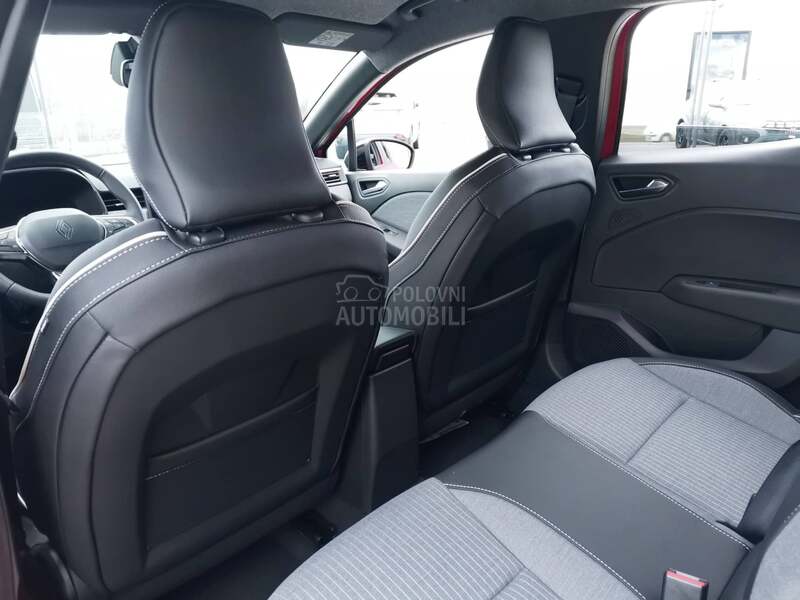Renault Captur techno TCe 160 EDC
