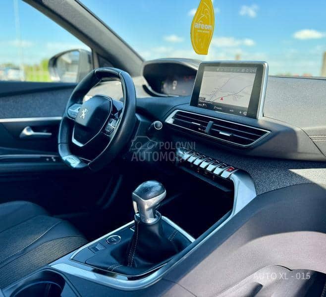 Peugeot 3008 1.5 EHDI / GT LINE