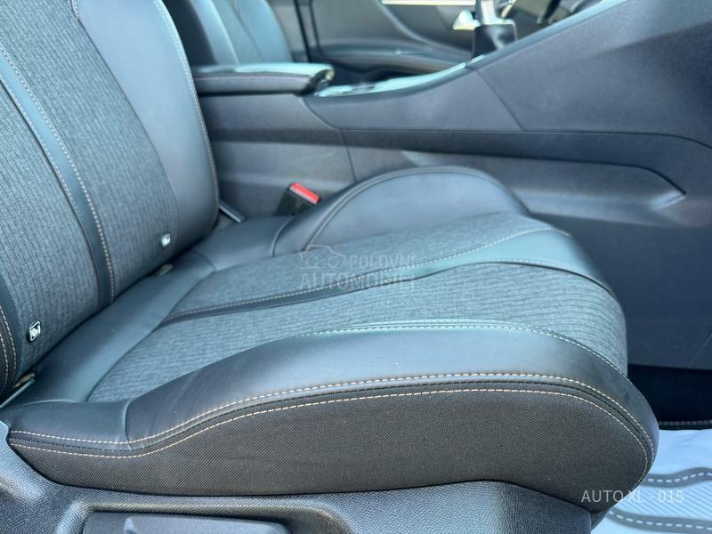 Peugeot 3008 1.5 EHDI / GT LINE