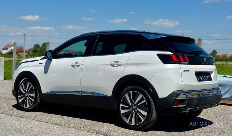 Peugeot 3008 1.5 EHDI / GT LINE