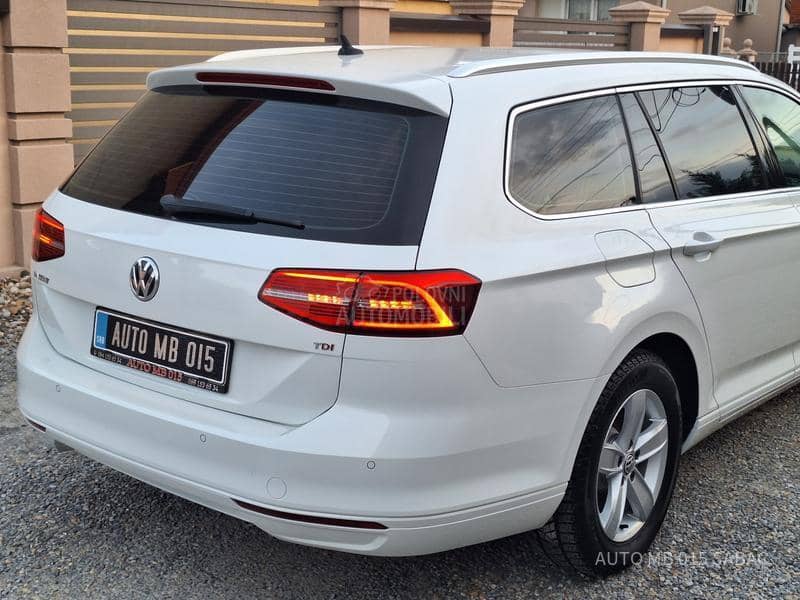 Volkswagen Passat B8 1.6 DSG BELA PERLA