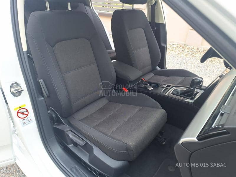 Volkswagen Passat B8 1.6 DSG BELA PERLA