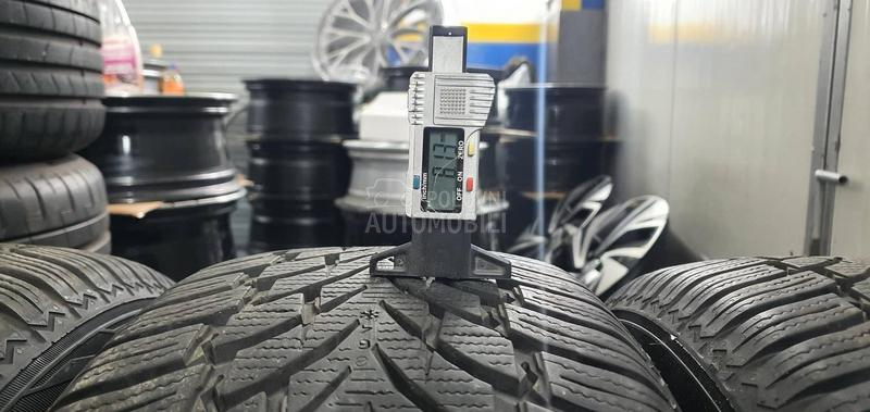 Nokian 235/55 R19 Zimska