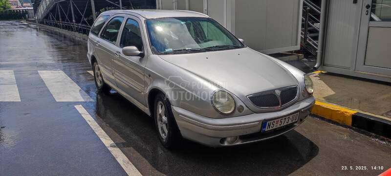 Lancia Lybra 