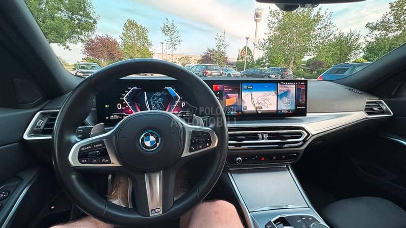 BMW 330 e / M Sport / Hybrid