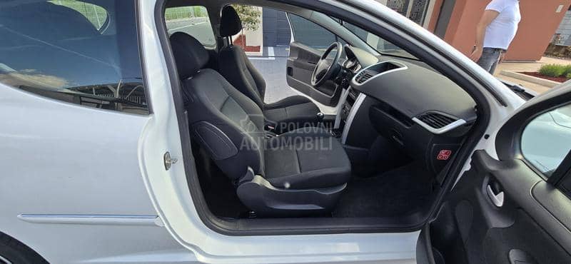Peugeot 207 1.4HDI