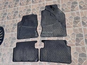 Patosnice fabricke za Ford Focus