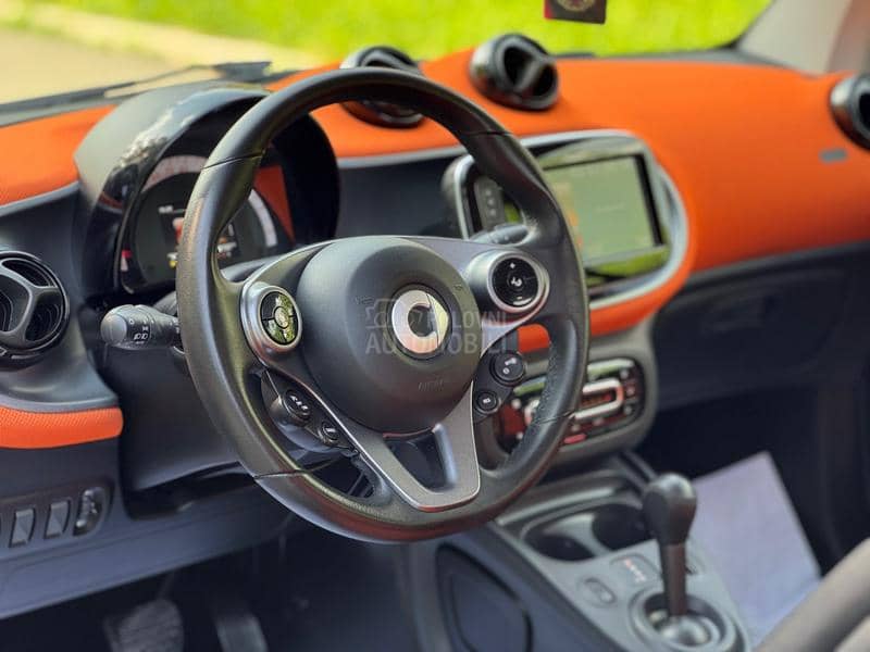 Smart ForTwo Led/Nav/Aut./CH