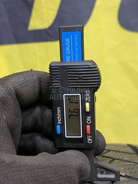 Continental 205/60 R16 Zimska