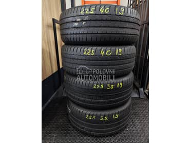 Pirelli 255/35 R19 Letnja