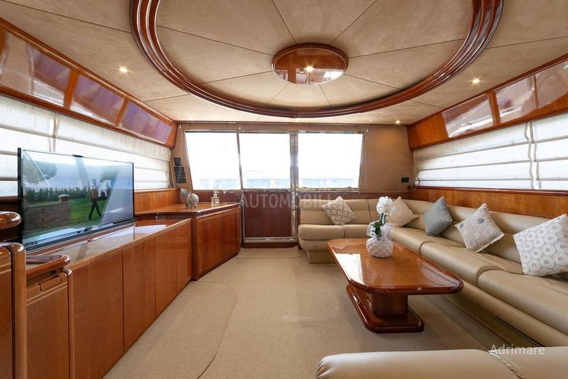 Ferretti 72 fly cruiser