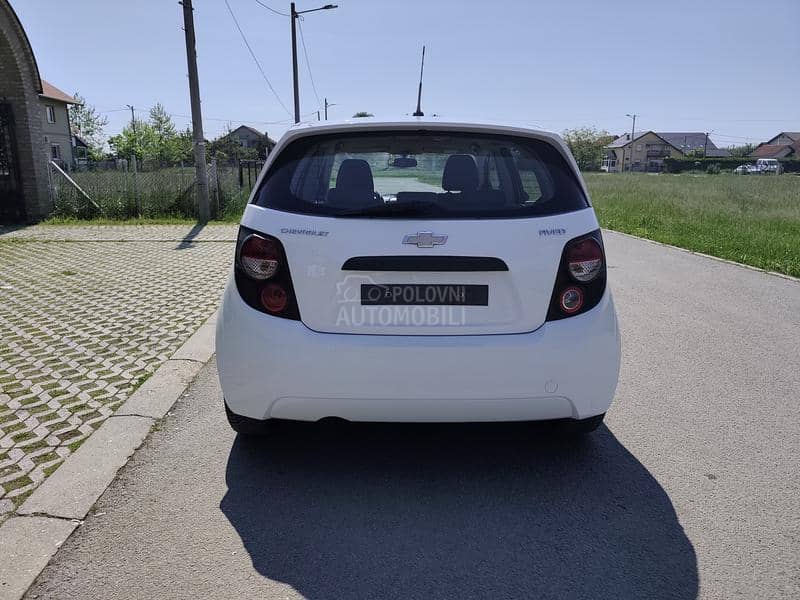 Chevrolet Aveo 1.2b