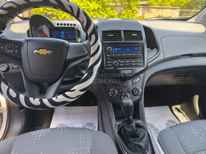 Chevrolet Aveo 1.2b