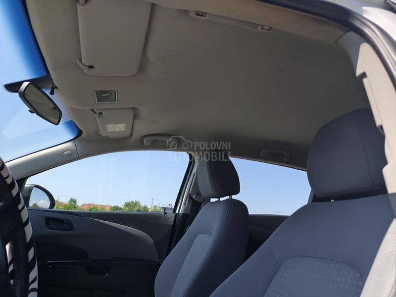 Chevrolet Aveo 1.2b