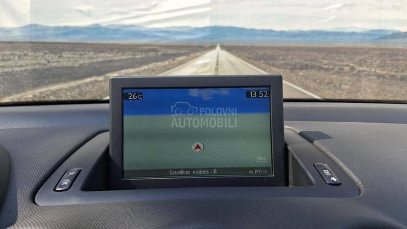 Peugeot 308 1.6e-HDI/N.A.V/L.E.D