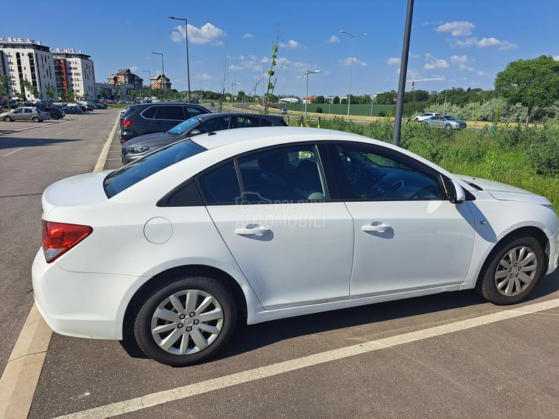 Chevrolet Cruze 1.6
