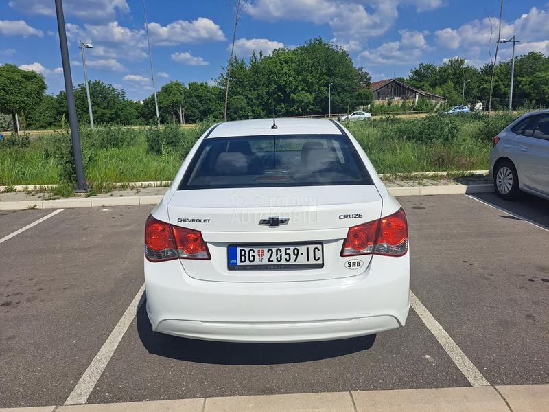 Chevrolet Cruze 1.6