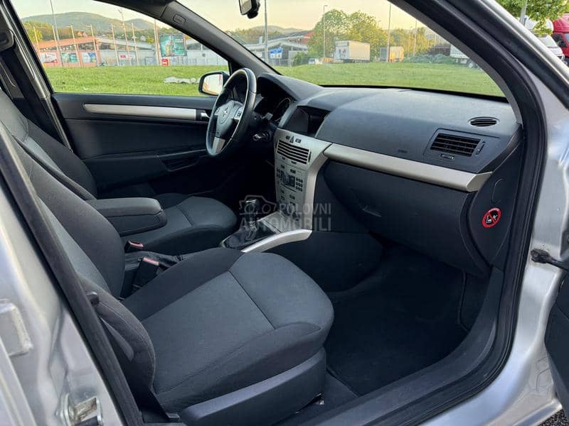 Opel Astra H 1.7CDTI