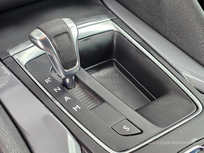 Citroen DS5 1.6 E-HDi SPORT AUT