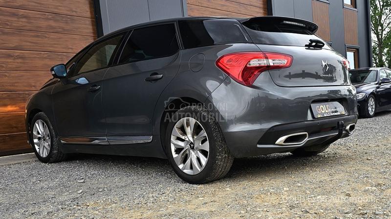 Citroen DS5 1.6 E-HDi SPORT AUT