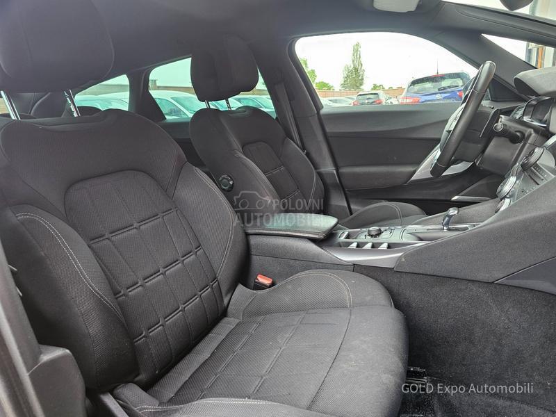 Citroen DS5 1.6 E-HDi SPORT AUT
