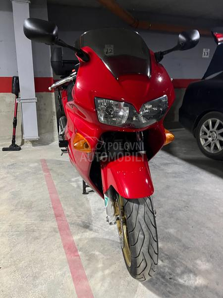 Honda VFR 800