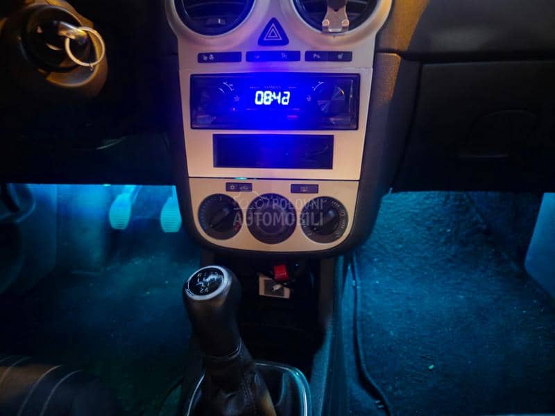 Opel Corsa D 1.4