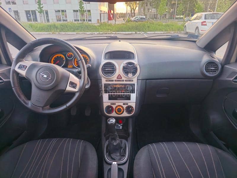 Opel Corsa D 1.4